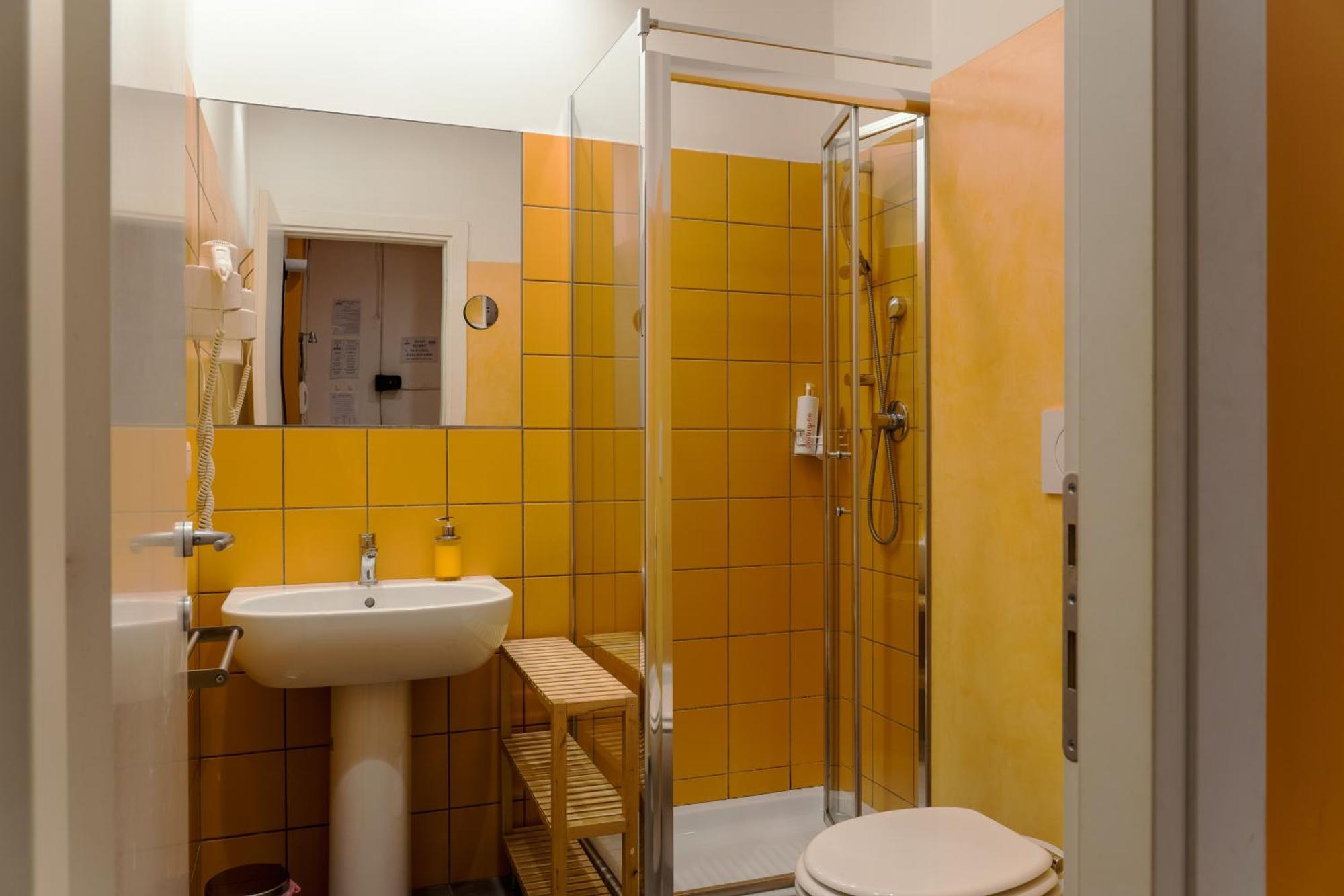 Guesthouse Sant'Angelo โรม ภายนอก รูปภาพ
